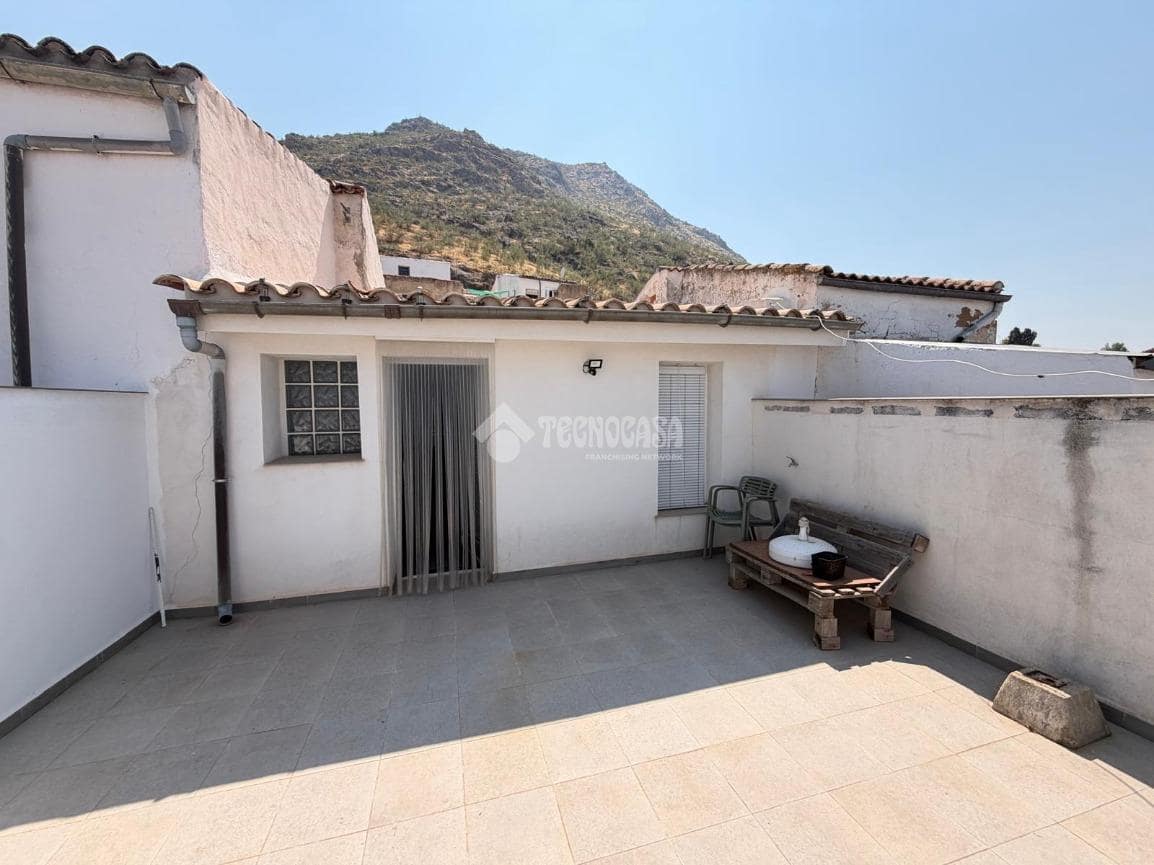 2 bedroom Townhouse for sale in Martos with garage - € 79,900 (Ref: 10023099)