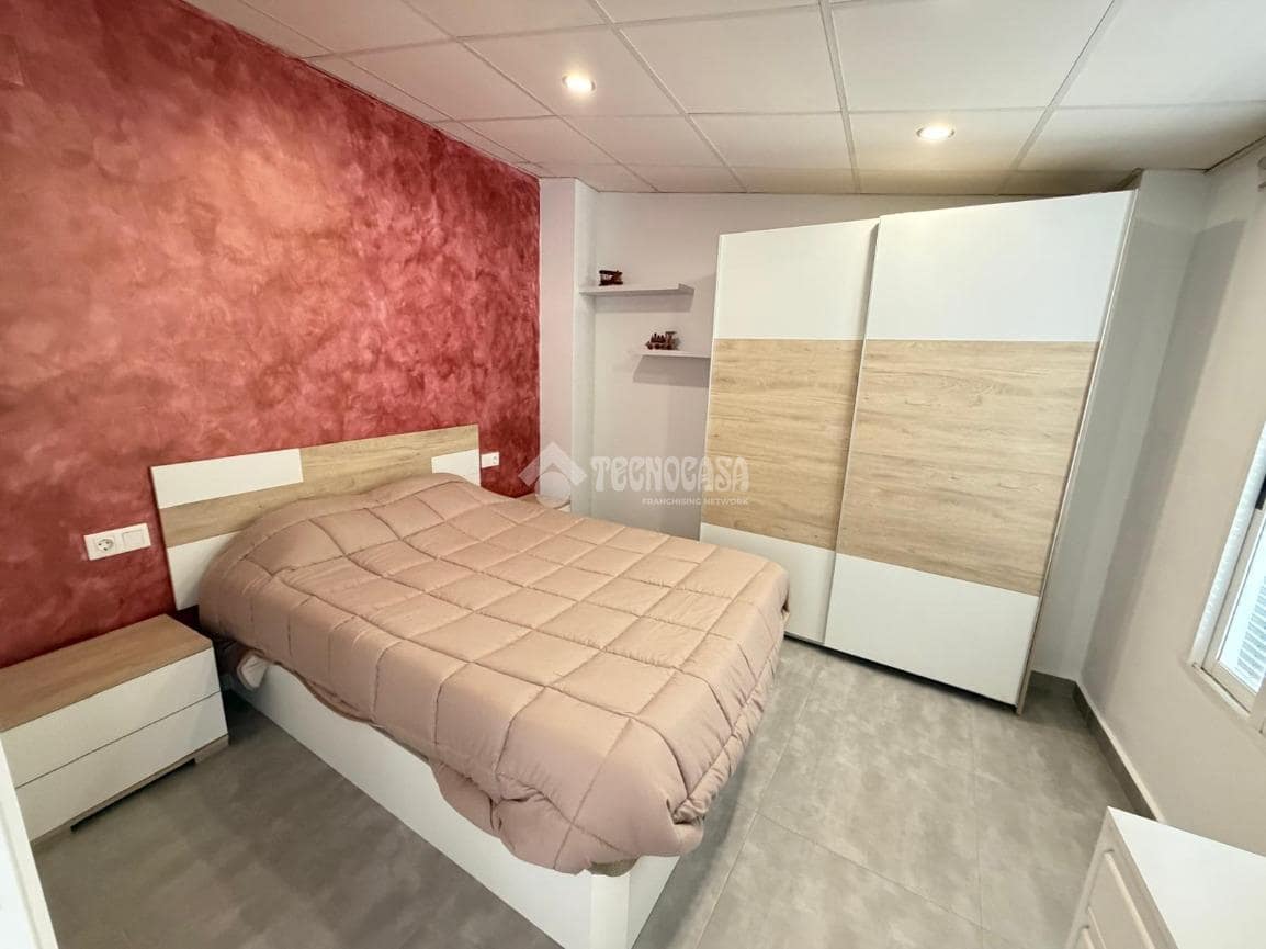 2 bedroom Townhouse for sale in Martos with garage - € 79,900 (Ref: 10023099)