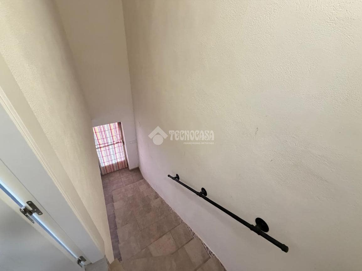 2 bedroom Townhouse for sale in Martos with garage - € 79,900 (Ref: 10023099)