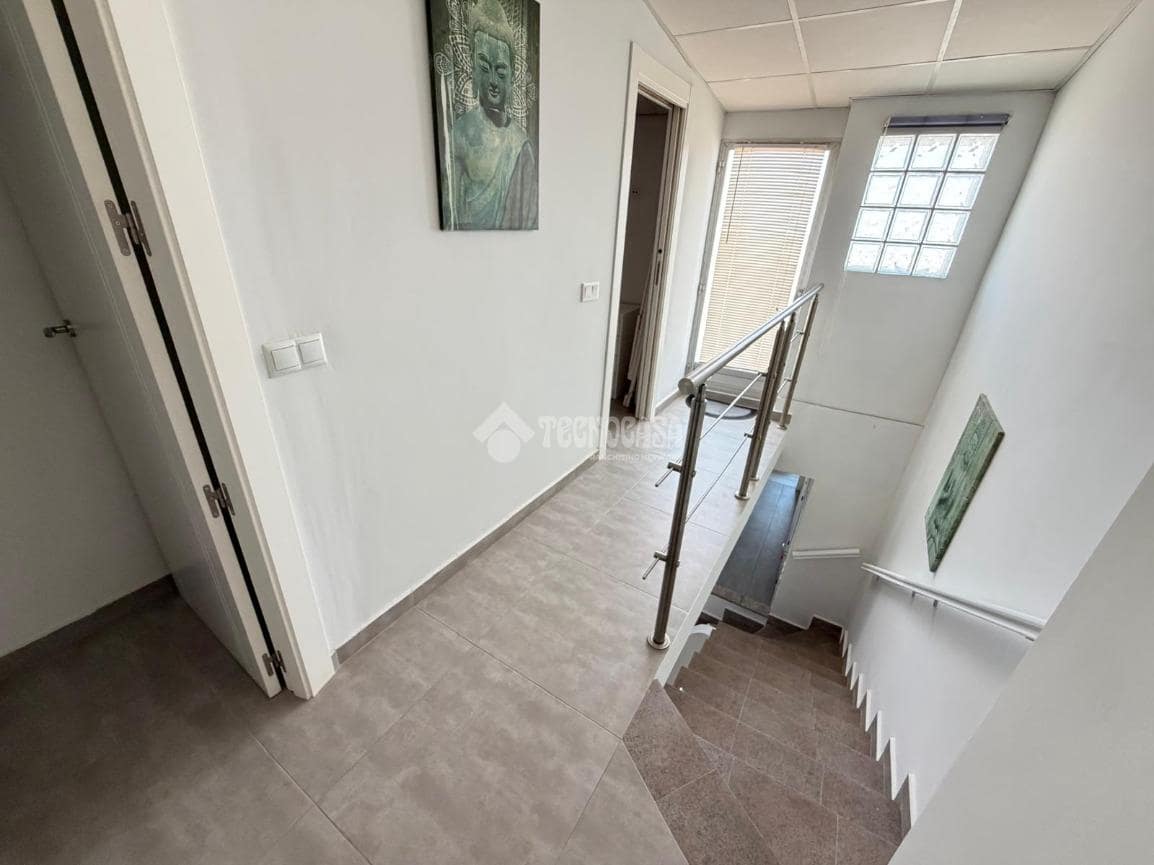 2 bedroom Townhouse for sale in Martos with garage - € 79,900 (Ref: 10023099)