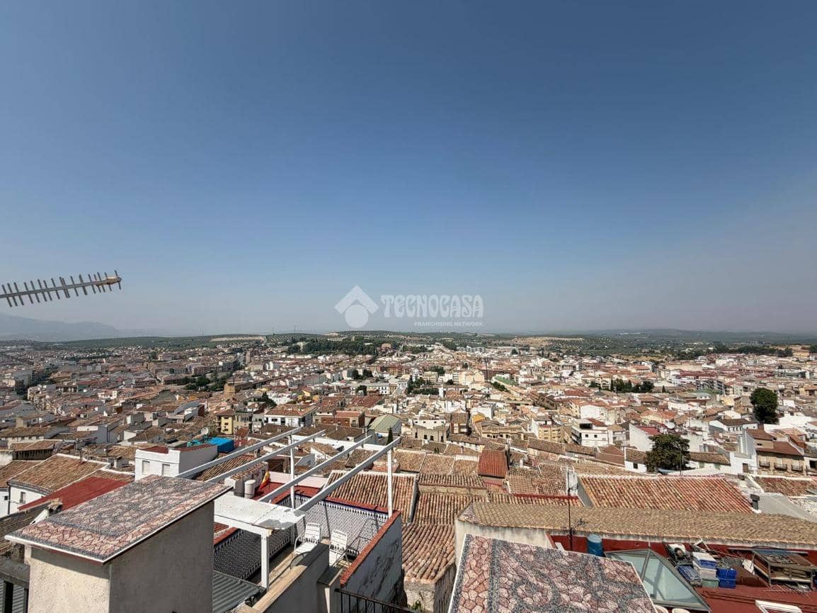 2 bedroom Townhouse for sale in Martos with garage - € 79,900 (Ref: 10023099)