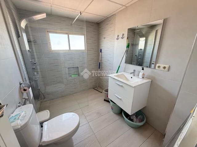2 bedroom Townhouse for sale in Martos with garage - € 79,900 (Ref: 10023099)
