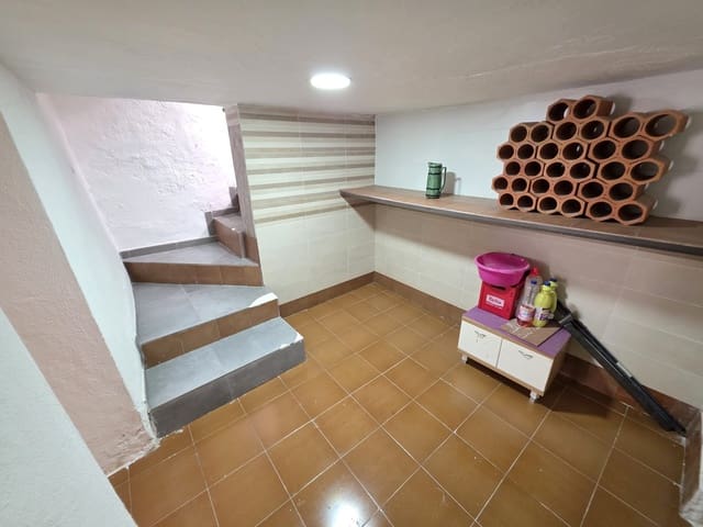 3 slaapkamer Huis te koop in Martos - € 39.900 (Ref: 10091289)
