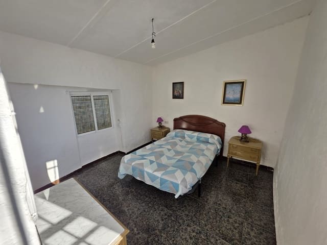 3 slaapkamer Huis te koop in Martos - € 39.900 (Ref: 10091289)