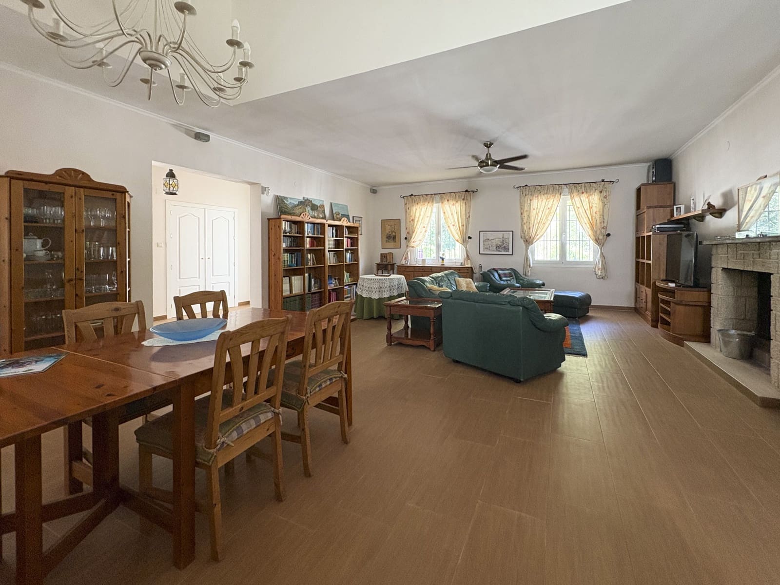 7 slaapkamer Huis te koop in Pegalajar met zwembad garage - € 368.000 (Ref: 10101011)