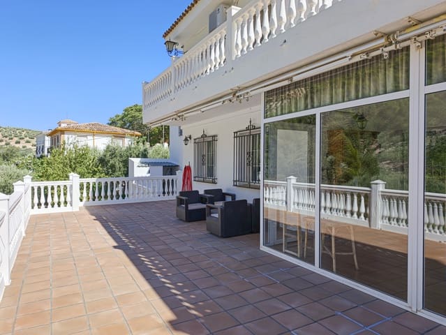 7 slaapkamer Huis te koop in Pegalajar met zwembad garage - € 368.000 (Ref: 10101011)