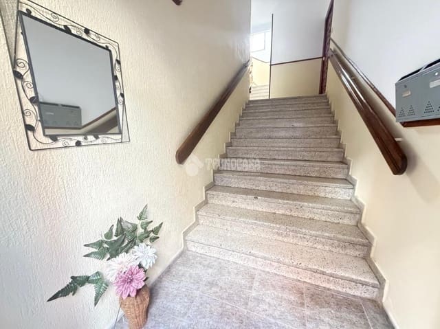3 sovrum Lägenhet till salu i Martos - 72 000 € (Ref: 10156960)