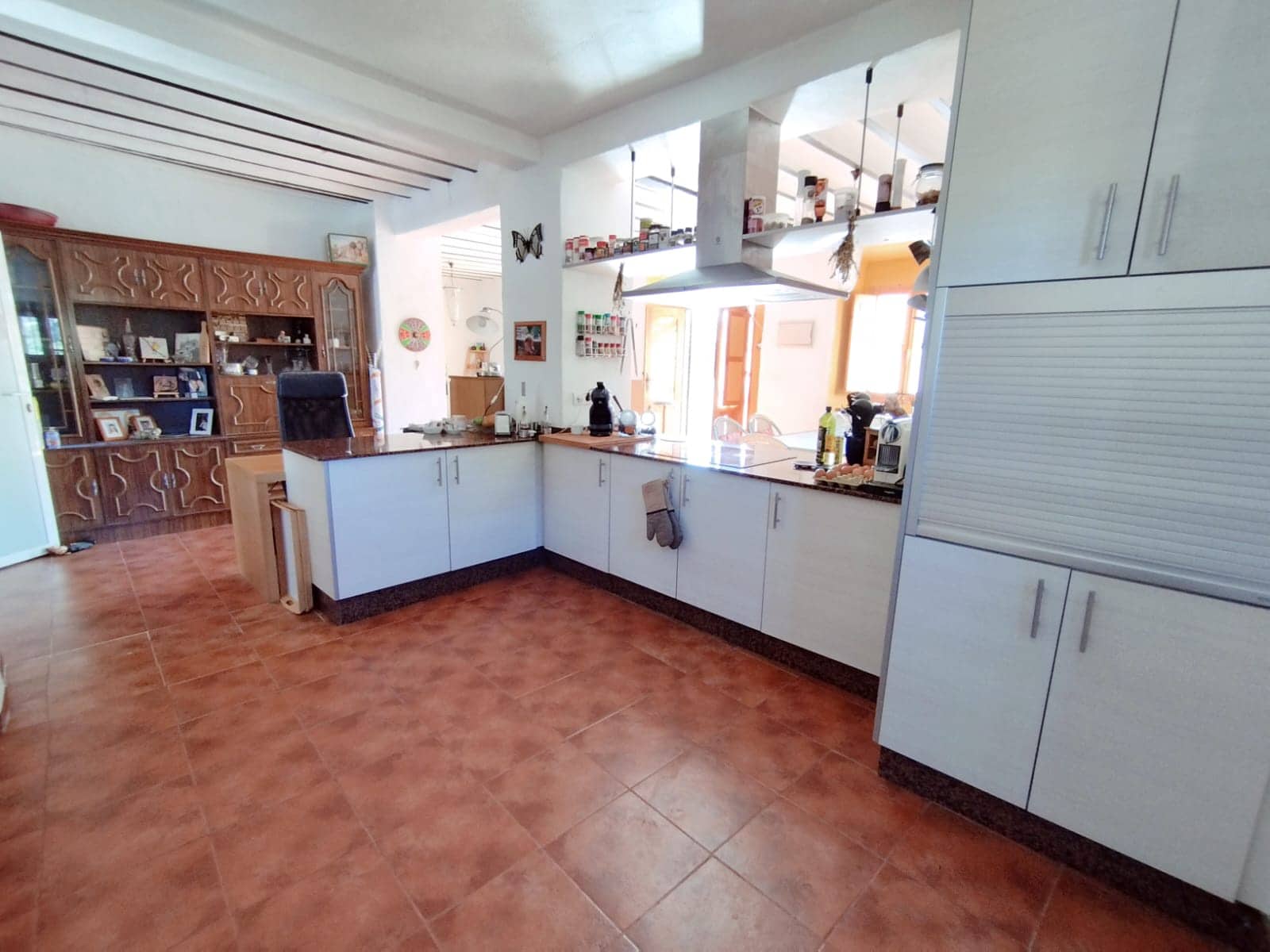 5 soveværelse Finca/Landehus til salg i Martos med swimmingpool - € 289.000 (Ref: 9012995)