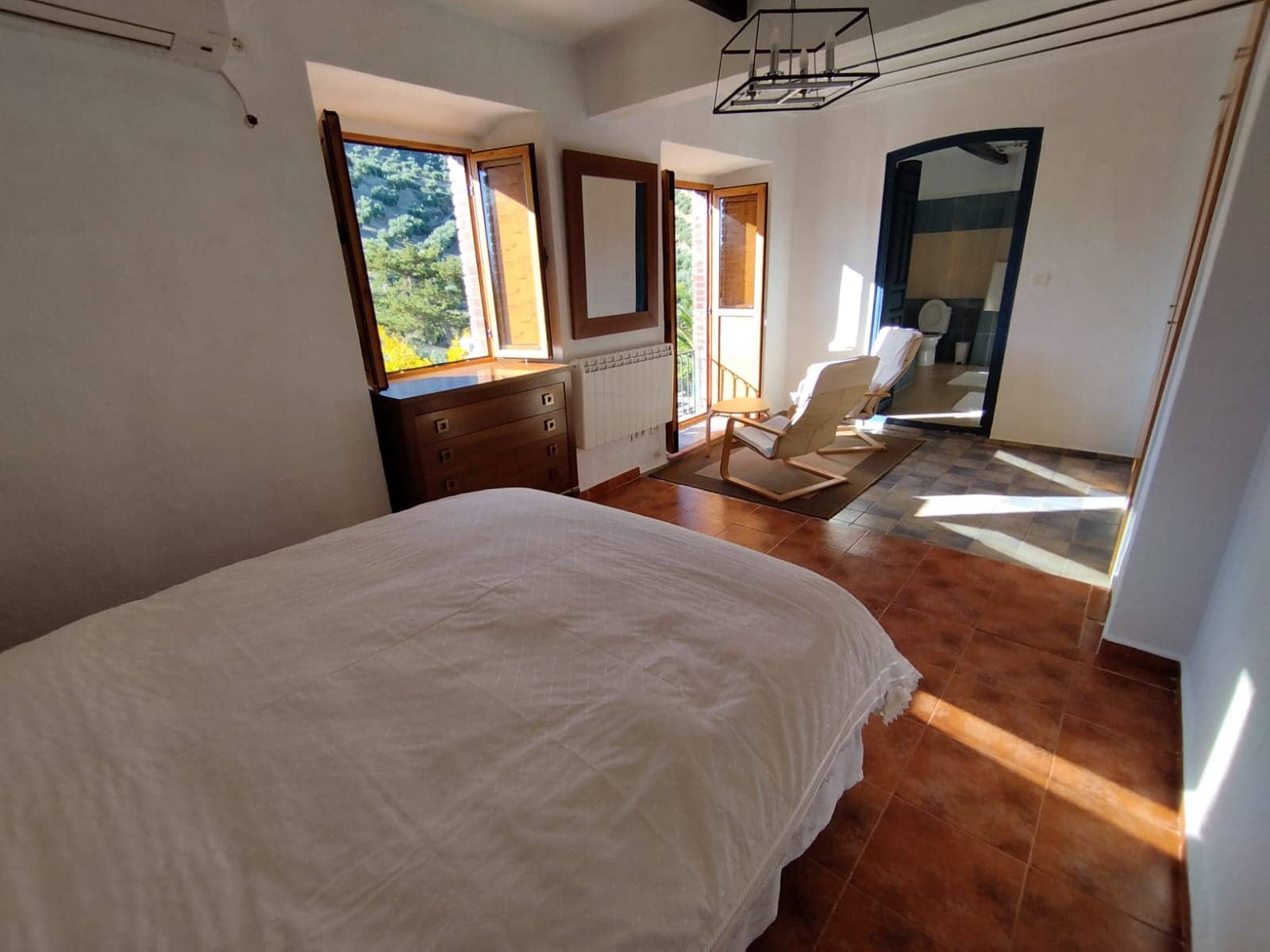 5 soveværelse Finca/Landehus til salg i Martos med swimmingpool - € 289.000 (Ref: 9012995)