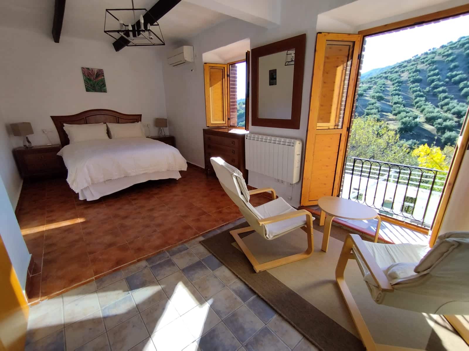 5 soveværelse Finca/Landehus til salg i Martos med swimmingpool - € 289.000 (Ref: 9012995)