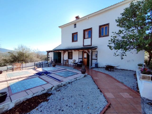 5 soverom Finca/Herregård til salgs i Martos med svømmebasseng - € 289 000 (Ref: 9012995)