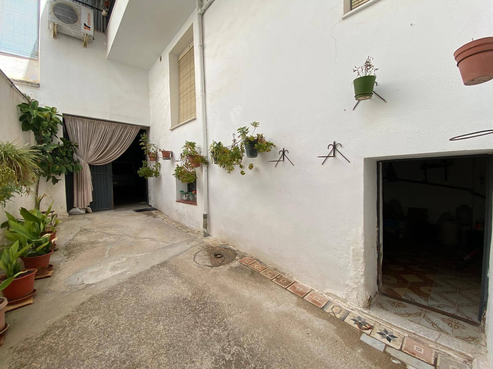 Byhus til salg i Martos med garage - € 119.000 (Ref: 9030382)