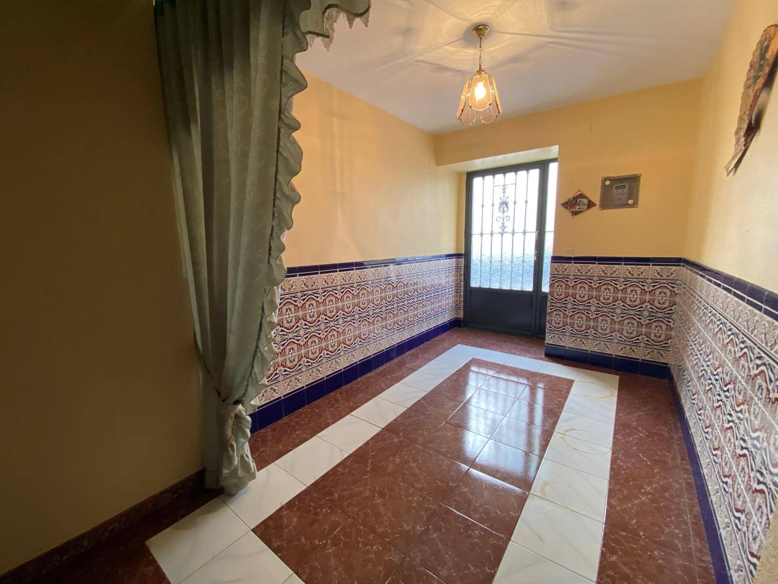 Byhus til salg i Martos med garage - € 119.000 (Ref: 9030382)