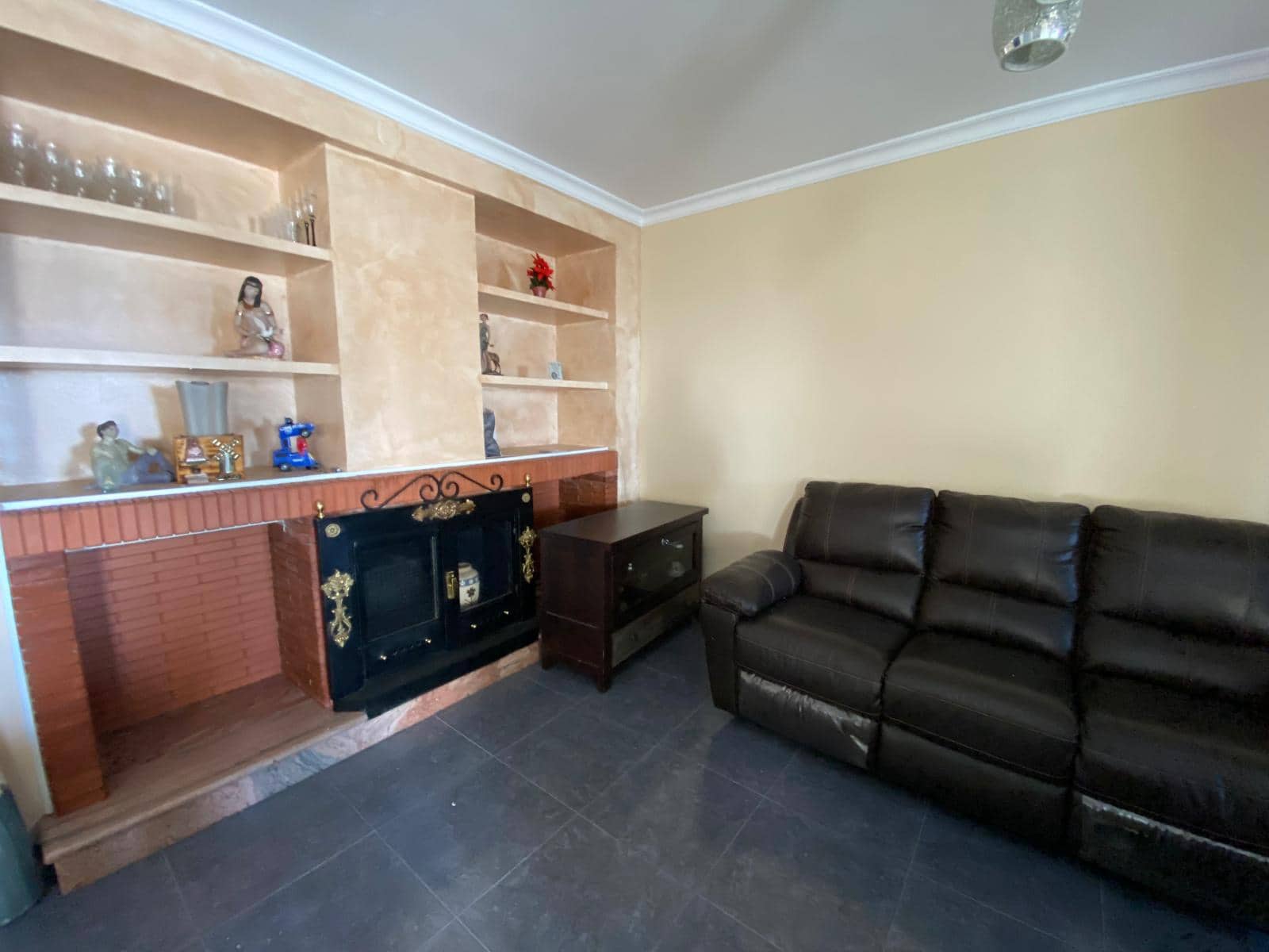 6 soveværelse Byhus til salg i Alcaudete - € 119.900 (Ref: 9030593)