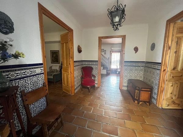 6 soveværelse Byhus til salg i Martos med swimmingpool - € 129.900 (Ref: 9040939)