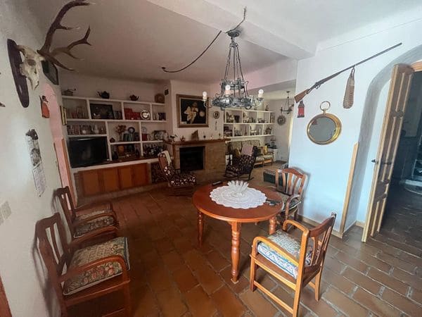 6 soveværelse Byhus til salg i Martos med swimmingpool - € 129.900 (Ref: 9040939)