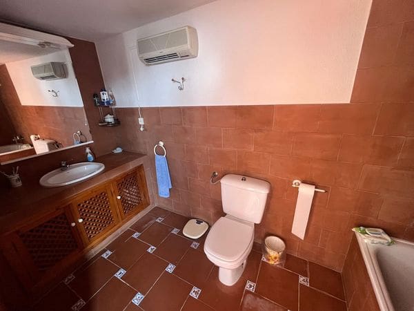 6 soveværelse Byhus til salg i Martos med swimmingpool - € 129.900 (Ref: 9040939)