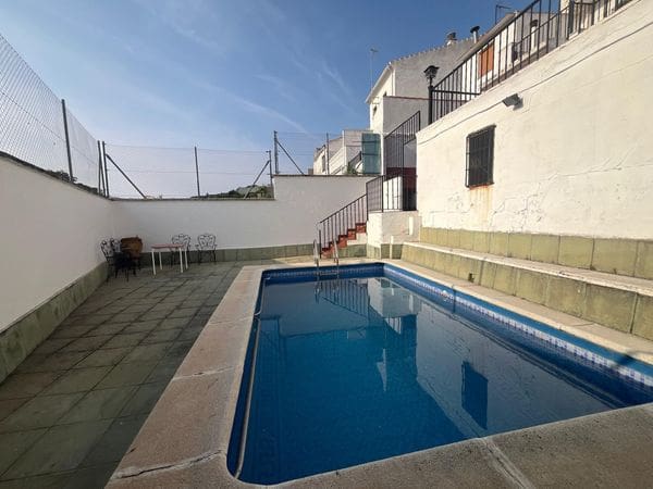 6 soveværelse Byhus til salg i Martos med swimmingpool - € 129.900 (Ref: 9040939)