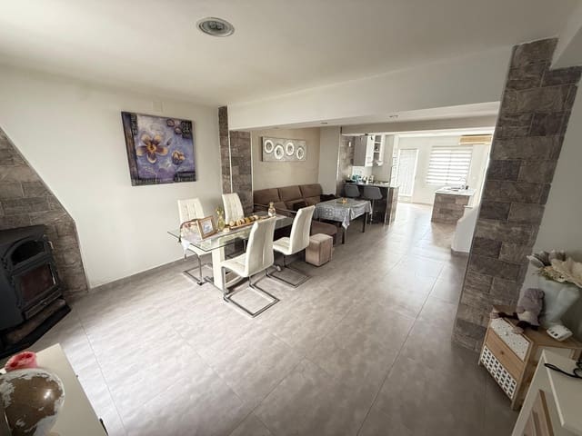 2 sovrum Hus till salu i Martos - 67 500 € (Ref: 9181483)