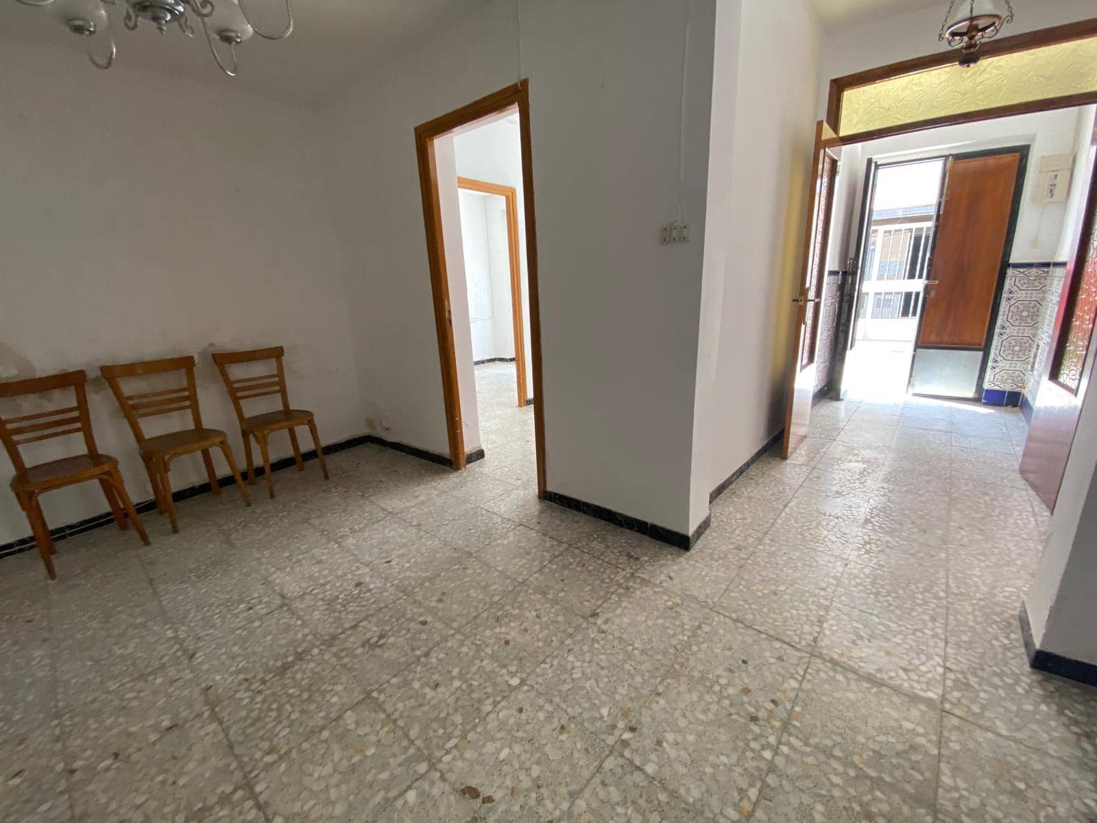 5 bedroom Townhouse for sale in Torredonjimeno - € 65,000 (Ref: 9181498)