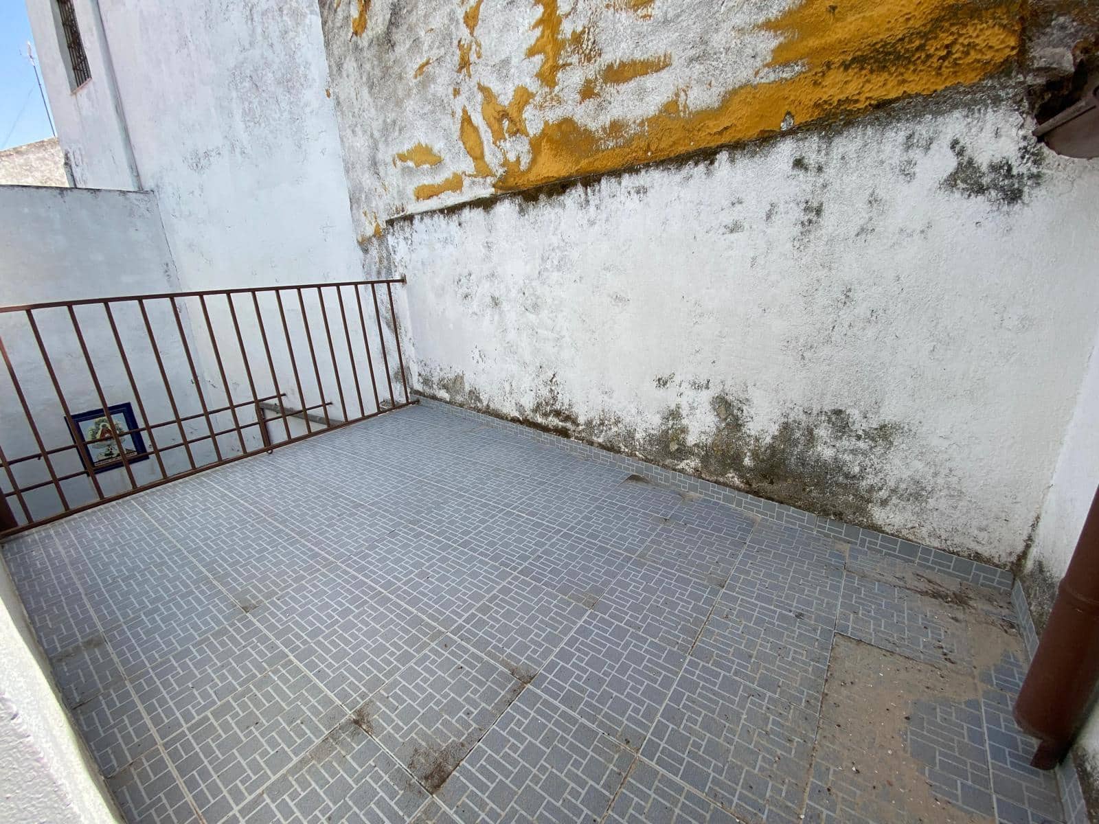 5 bedroom Townhouse for sale in Torredonjimeno - € 65,000 (Ref: 9181498)