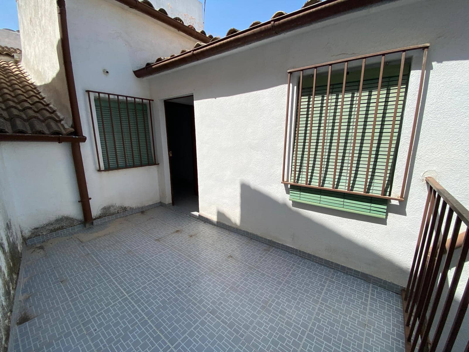 5 bedroom Townhouse for sale in Torredonjimeno - € 65,000 (Ref: 9181498)