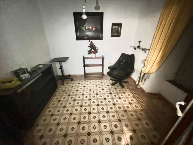 4 soverom Hus til salgs i Martos - € 69 000 (Ref: 9203033)