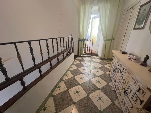 4 soverom Hus til salgs i Martos - € 69 000 (Ref: 9203033)