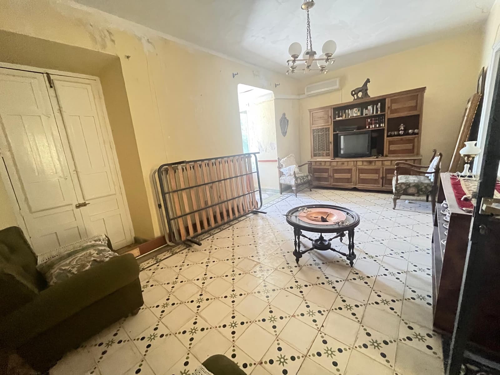 4 soveværelse Byhus til salg i Martos - € 69.000 (Ref: 9203033)