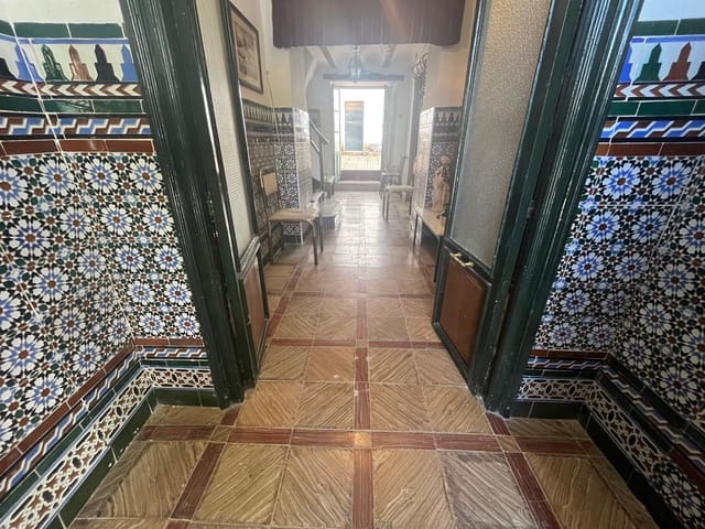 4 soverom Hus til salgs i Martos - € 69 000 (Ref: 9203033)