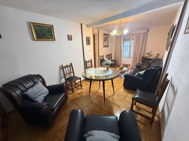 4 soverom Hus til salgs i Martos - € 49 900 (Ref: 9374648)