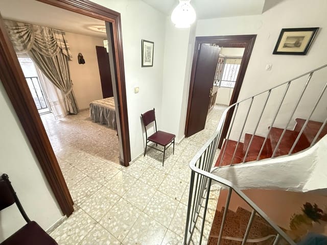 4 soverom Hus til salgs i Martos - € 49 900 (Ref: 9374648)