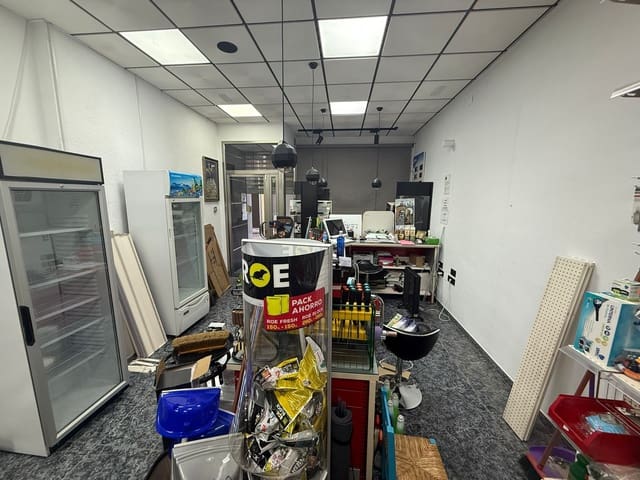 Local en Martos en venta - 99.900 € (Ref: 9381991)