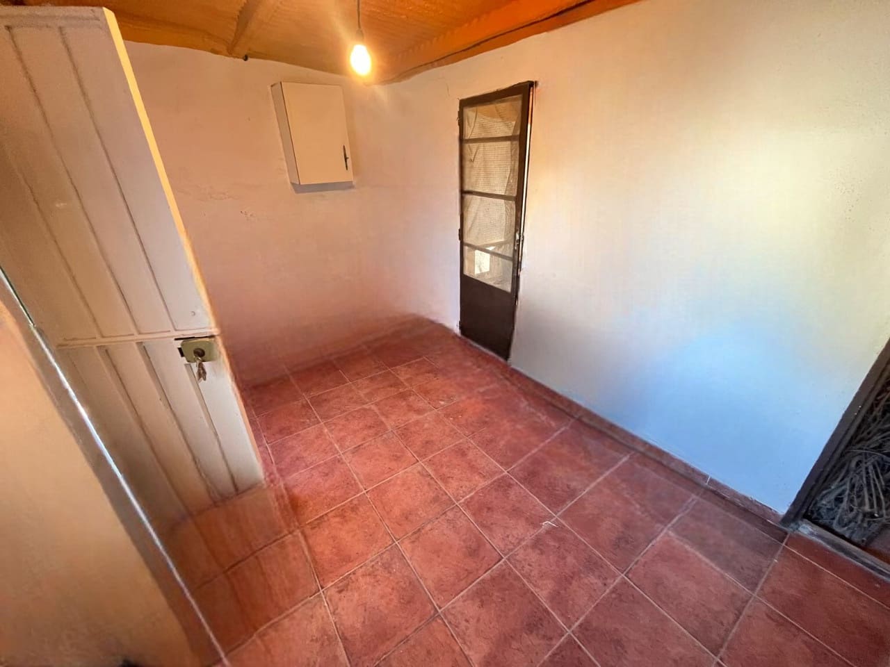 4 makuuhuone Omakotitalo myytävänä paikassa Martos mukana uima-altaan - 265 000 € (Ref: 9523538)