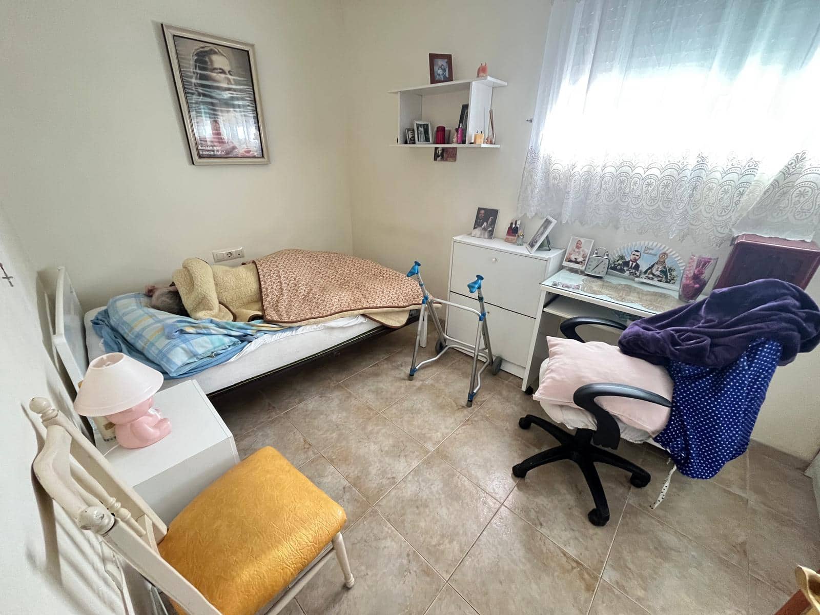 4 makuuhuone Omakotitalo myytävänä paikassa Martos mukana uima-altaan - 265 000 € (Ref: 9523538)