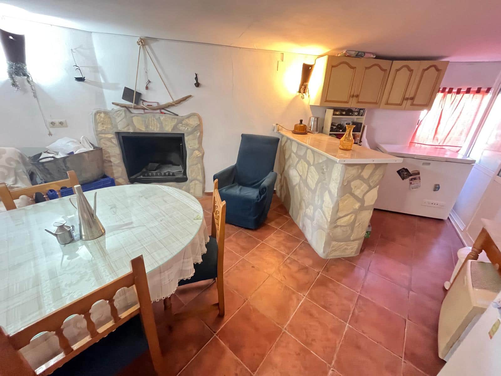 4 makuuhuone Omakotitalo myytävänä paikassa Martos mukana uima-altaan - 265 000 € (Ref: 9523538)