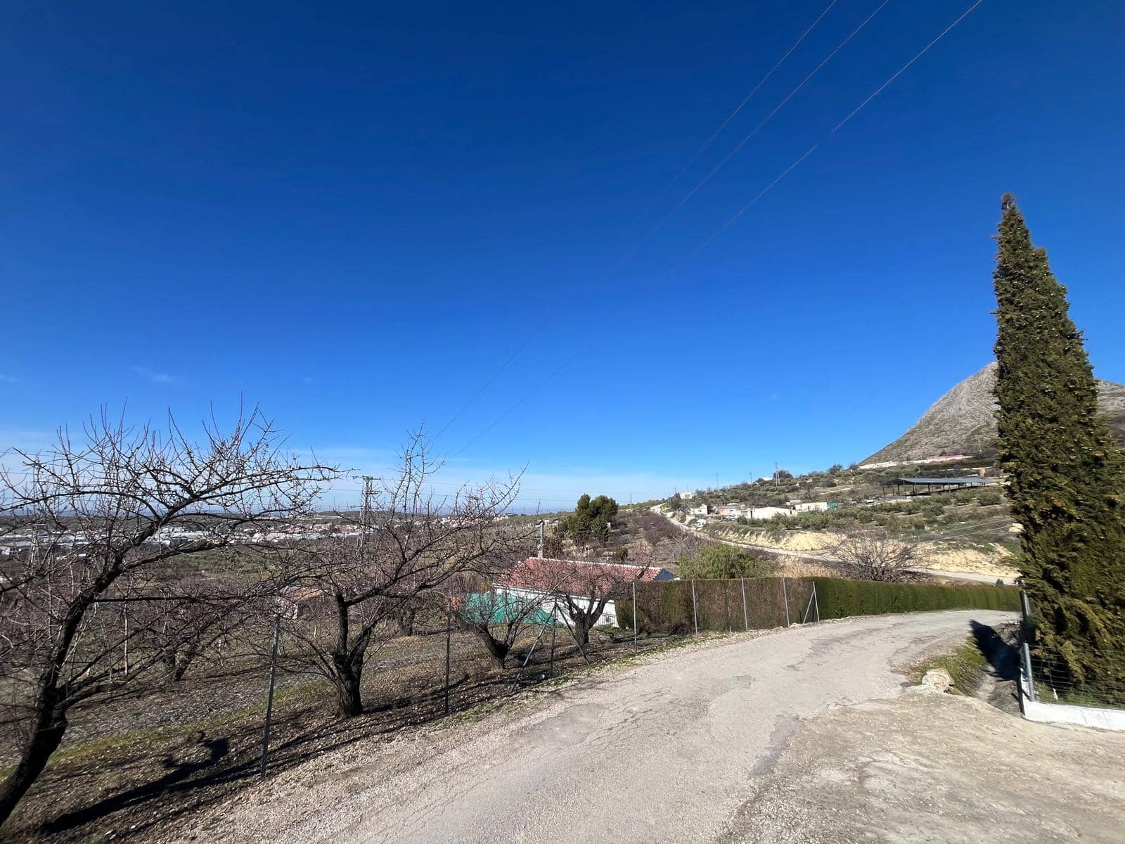 4 makuuhuone Omakotitalo myytävänä paikassa Martos mukana uima-altaan - 265 000 € (Ref: 9523538)