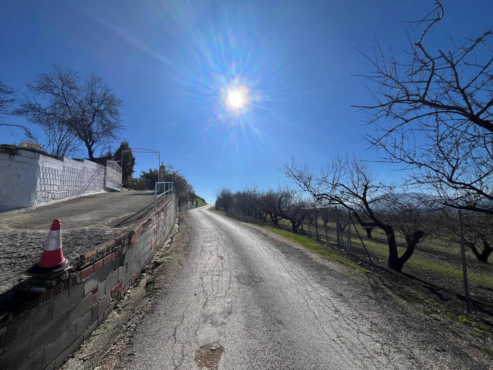 4 makuuhuone Omakotitalo myytävänä paikassa Martos mukana uima-altaan - 265 000 € (Ref: 9523538)