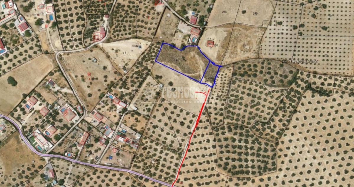 Ubebygd land til salgs i Martos - € 15 000 (Ref: 9530960)