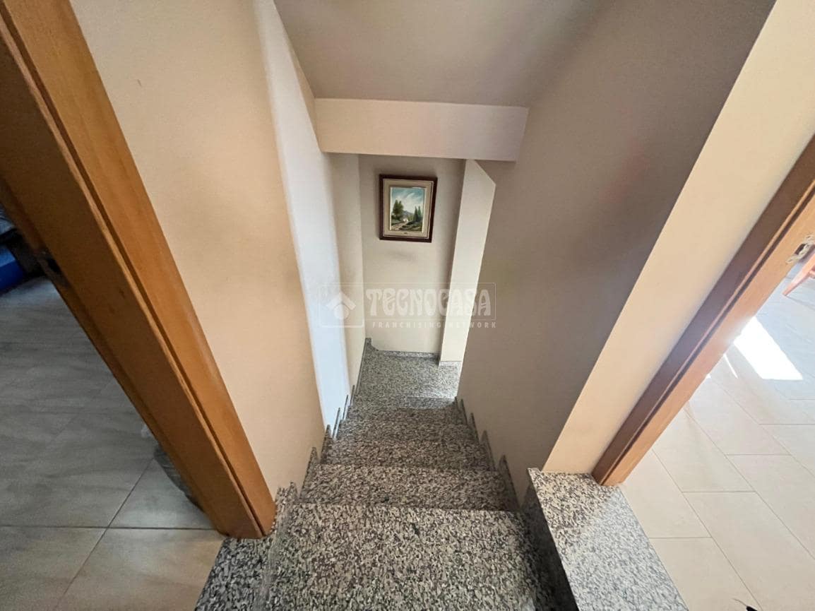 3 makuuhuone Omakotitalo myytävänä paikassa Fuensanta de Martos mukana 
autotalli - 122 900 € (Ref: 9530961)