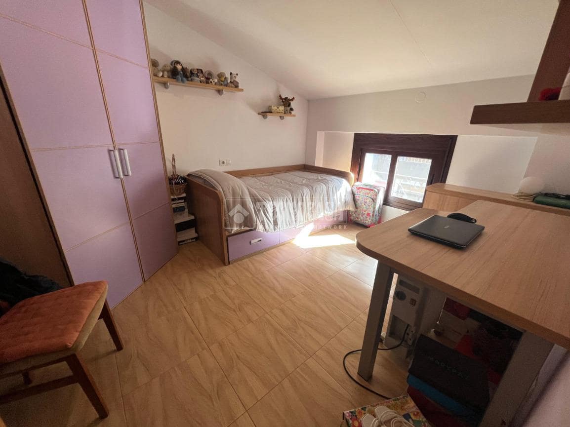 3 makuuhuone Omakotitalo myytävänä paikassa Fuensanta de Martos mukana 
autotalli - 122 900 € (Ref: 9530961)