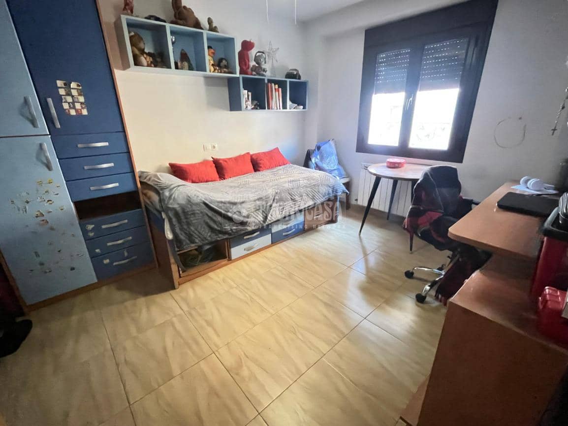 3 makuuhuone Omakotitalo myytävänä paikassa Fuensanta de Martos mukana 
autotalli - 122 900 € (Ref: 9530961)