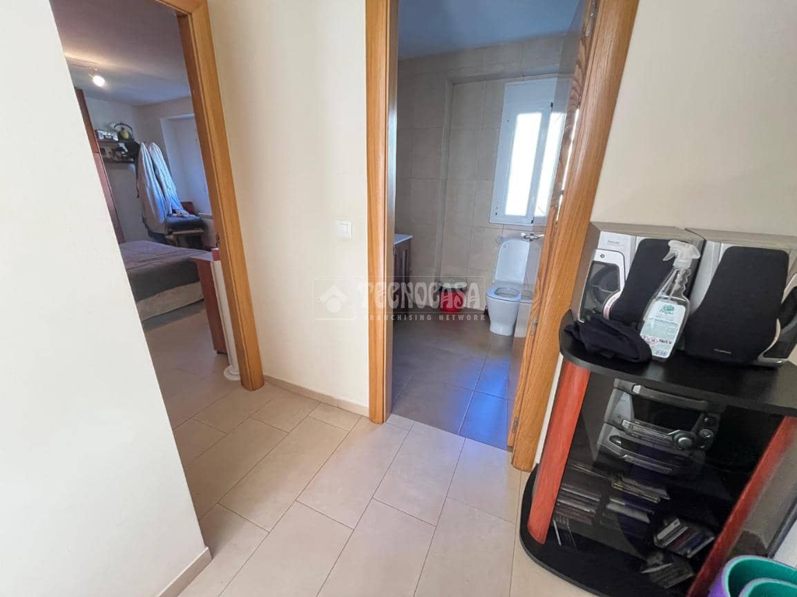 3 makuuhuone Omakotitalo myytävänä paikassa Fuensanta de Martos mukana 
autotalli - 122 900 € (Ref: 9530961)