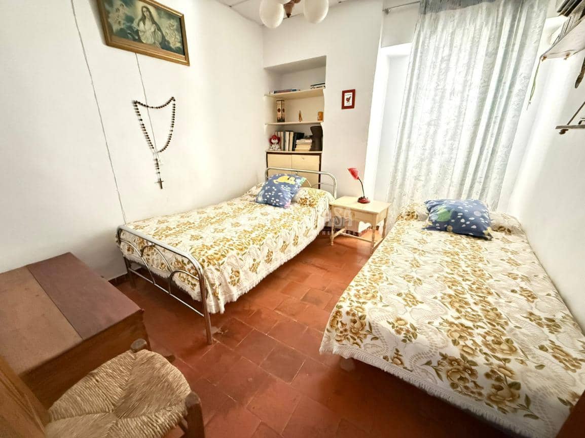 5 soverom Hus til salgs i Martos - € 59 900 (Ref: 9530963)