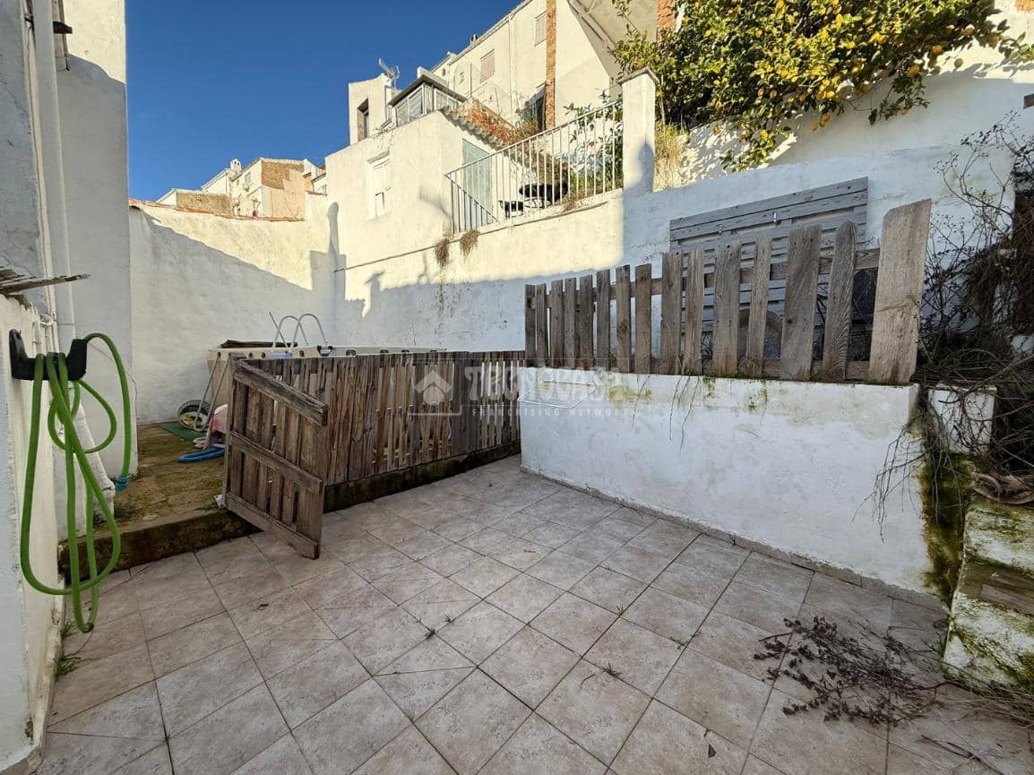 2 quarto Casa em Banda para venda em Martos com piscina garagem - 71 900 € (Ref: 9530965)