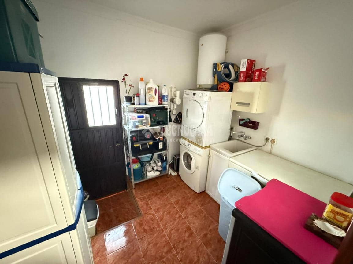 3 makuuhuone Omakotitalo myytävänä paikassa Martos - 79 900 € (Ref: 9530966)