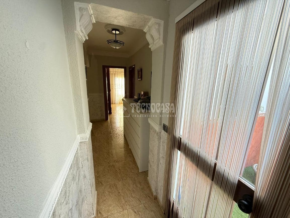 3 makuuhuone Omakotitalo myytävänä paikassa Martos - 79 900 € (Ref: 9530966)