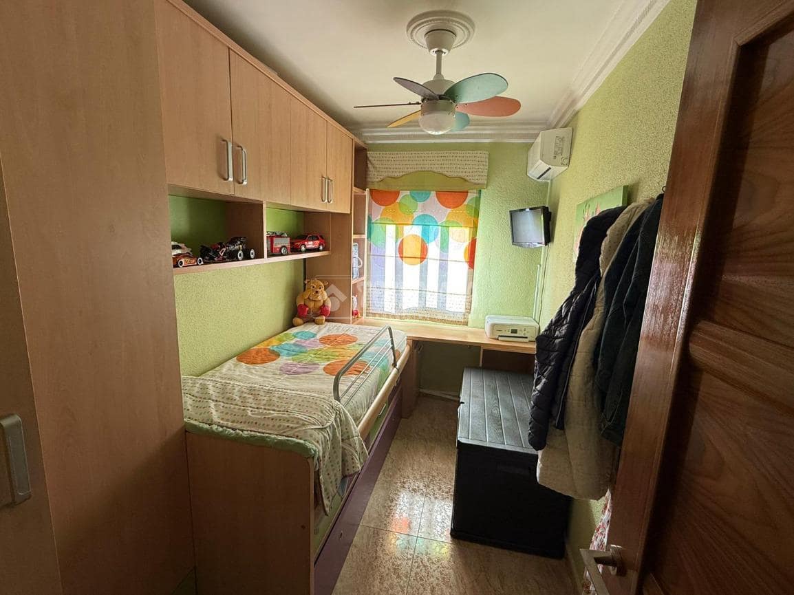 3 makuuhuone Omakotitalo myytävänä paikassa Martos - 79 900 € (Ref: 9530966)