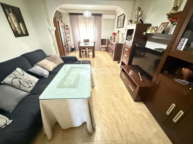 3 camera da letto Casa in vendita in Martos - 79.900 € (Rif: 9530966)