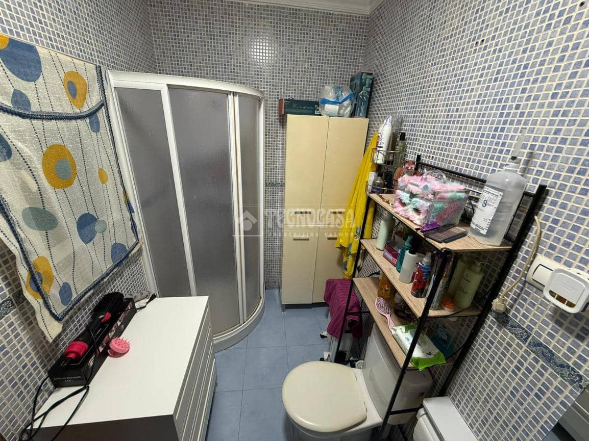 3 makuuhuone Omakotitalo myytävänä paikassa Martos - 79 900 € (Ref: 9530966)